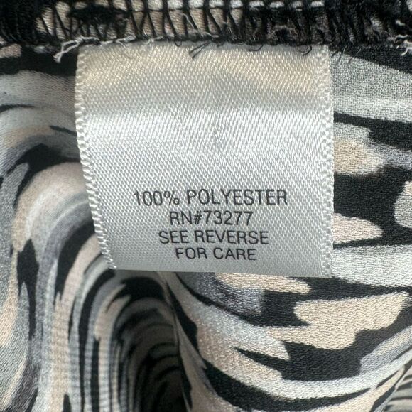 Dana Buchman black gray and blush brushstroke abstract print top size small - Picture 6 of 6